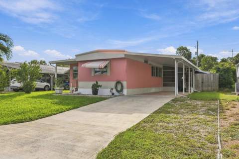 7305 SE Redbird Circle, Hobe Sound FL - photo 18 of 32