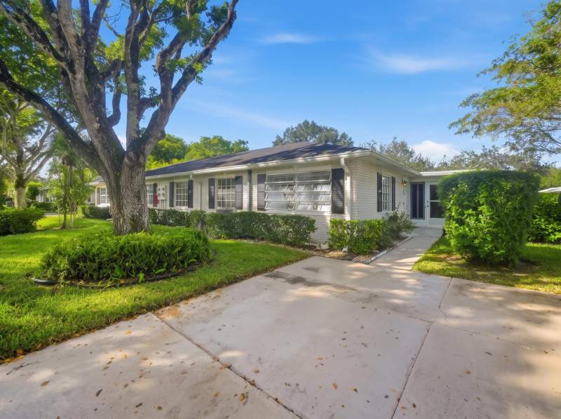 2 bedroom Villa at 10137 S 42nd Avenue #153, Limetree Condo, Boynton Beach — photo 2