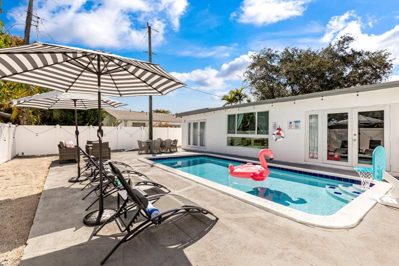 4 bedroom Single Family Residence at 5660 NE 2nd Terrace, Patterson Park 1st Add 50, Oakland Park — photo 5