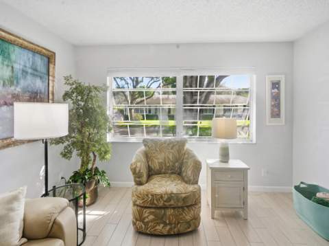 10137 S 42nd Avenue #153, Boynton Beach FL - photo 10 of 31