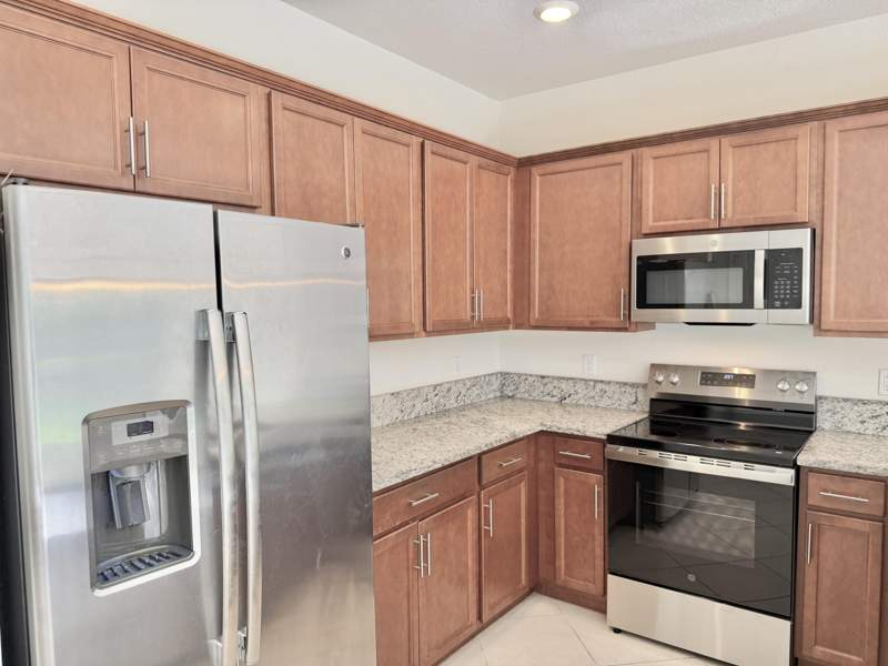 3 bedroom Townhouse at 6172 Bangalow Drive, Sabal Grove Plat Two, Lake Worth — photo 2