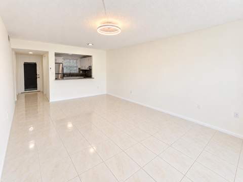 8040 N Sunrise Lakes Drive #106, Sunrise FL - photo 6 of 24
