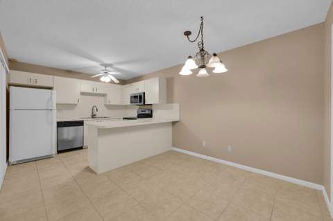 5913 SE Windsong Lane #834, Stuart FL - photo 8 of 49