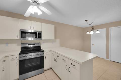 5913 SE Windsong Lane #834, Stuart FL - photo 12 of 49