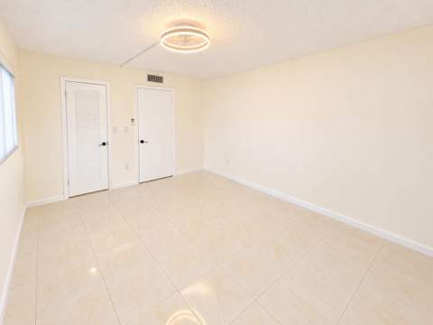8040 N Sunrise Lakes Drive #106, Sunrise FL - photo 11 of 24