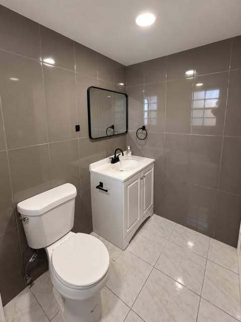 8040 N Sunrise Lakes Drive #106, Sunrise FL - photo 16 of 24