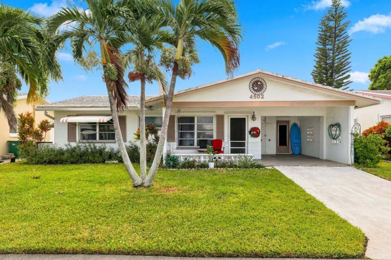2 bedroom Single Family Residence at 4502 NW 47th Street, Mainlands Of Tamarac Lakes, Tamarac — photo 2