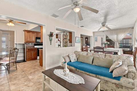4502 NW 47th Street, Tamarac FL - photo 20 of 51