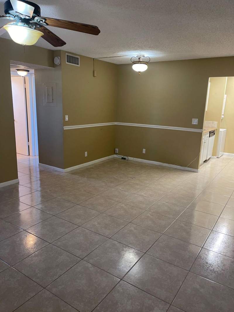 2 bedroom Condominium at 10128 Twin Lakes Drive #11-H, Lakewood Village, Coral Springs — photo 5