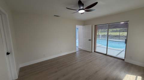 8270 NW 66th Terrace, Tamarac FL - photo 14 of 37