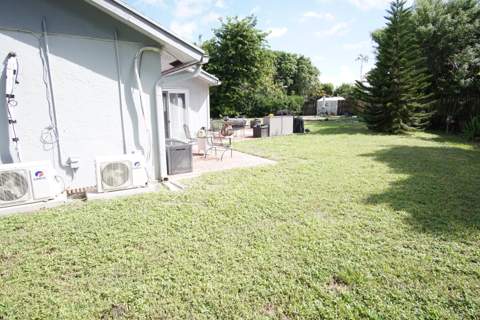 506 NW 6th Way, Boynton Beach FL - photo 17 of 20