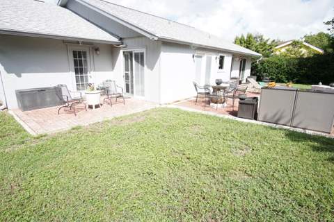 506 NW 6th Way, Boynton Beach FL - photo 18 of 20