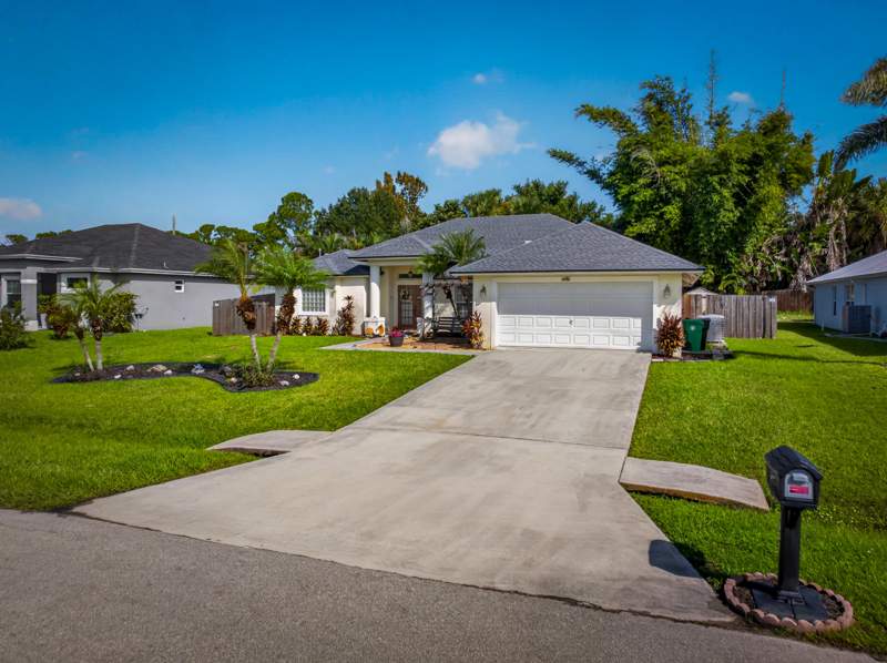 4 bedroom Single Family Residence at 1481 SW San Sebastian Avenue, Port St Lucie Section 23, Port St. Lucie — photo 4