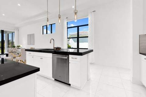171 SE Via Sangro, Port St. Lucie FL - photo 7 of 57