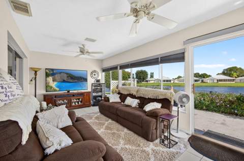 6734 Picante Circle, Fort Pierce FL - photo 9 of 56