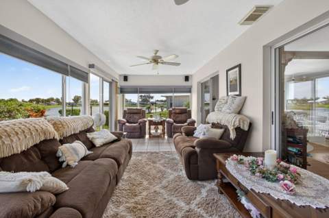 6734 Picante Circle, Fort Pierce FL - photo 8 of 56