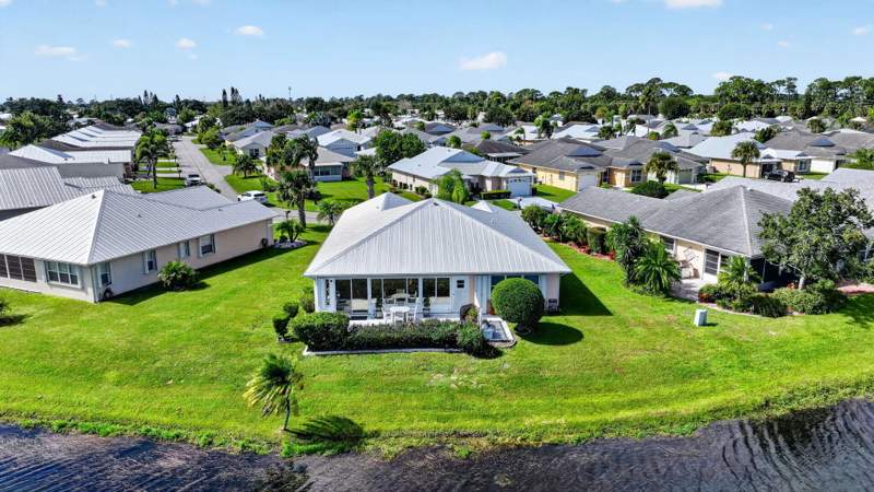 3 bedroom Single Family Residence at 6734 Picante Circle, Spanish Lakes Fairways NE Phase, Fort Pierce — photo 3