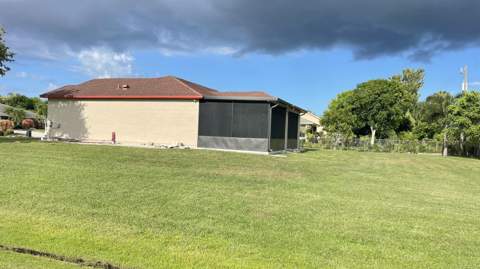 602 SE Streamlet Avenue, Port St. Lucie FL - photo 10 of 31
