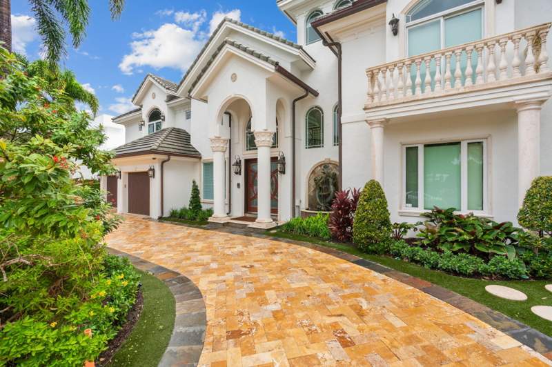 5 bedroom Single Family Residence at 2200 Intracoastal Drive, Coral Ridge North, Fort Lauderdale — photo 4