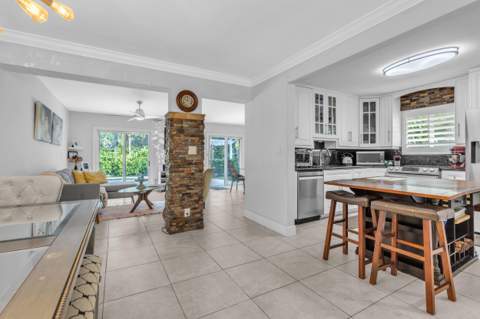 220 NW 12th Street, Boca Raton FL - photo 11 of 23