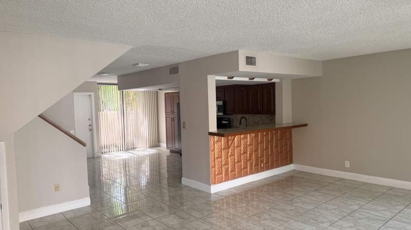 3 bedroom Townhouse at 8701 SW 30th Street #205, Harvest Section One Condo, Davie — photo 5