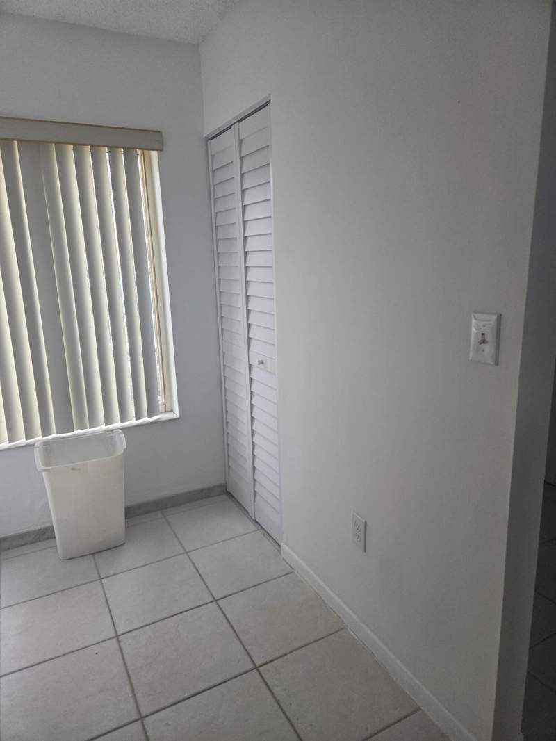 2 bedroom Townhouse at 215 Riviera Circle, Bonaventure, Weston — photo 5