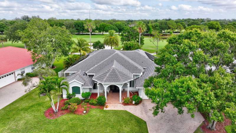 4 bedroom Single Family Residence at 2703 SW Glenmoor Way #none, Sanctuary at Hammock Creek, Palm City — photo 2