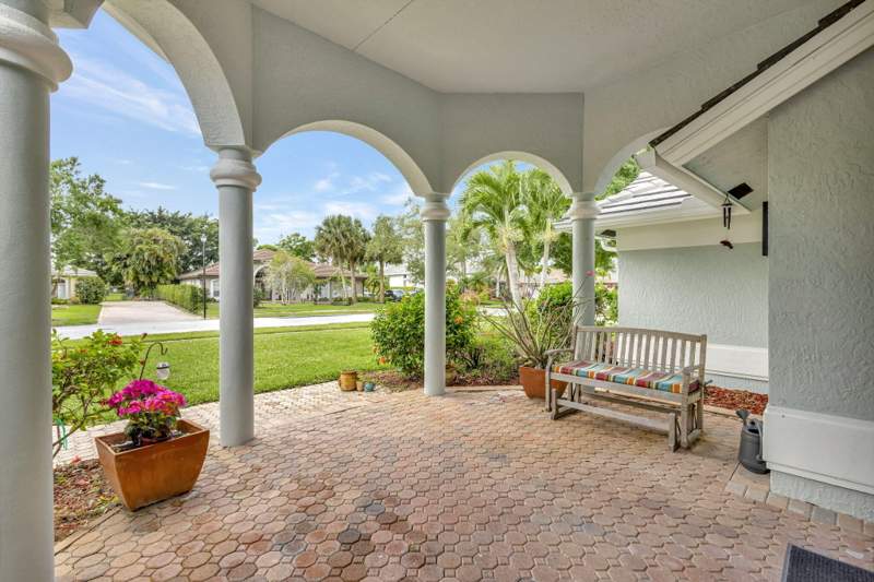 4 bedroom Single Family Residence at 2703 SW Glenmoor Way #none, Sanctuary at Hammock Creek, Palm City — photo 5