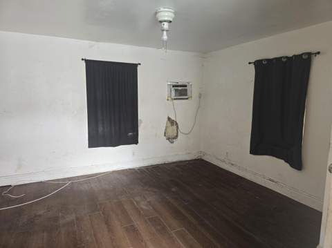 2513 Grant Street, Hollywood FL - photo 19 of 21
