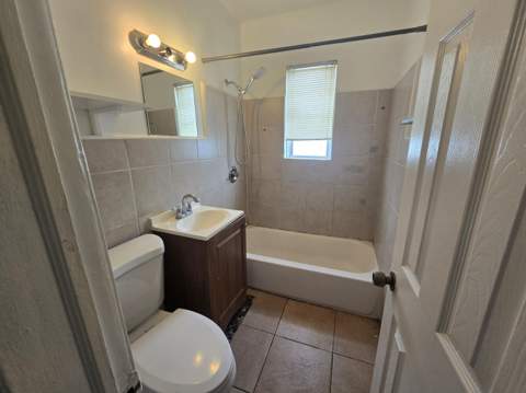 2513 Grant Street, Hollywood FL - photo 7 of 21