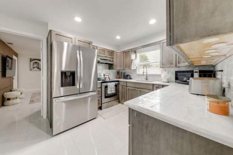 400 SE 7th Street, Delray Beach FL - photo 7 of 28