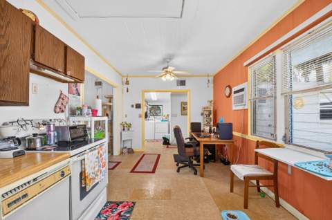 713 S Lake Avenue, Delray Beach FL - photo 19 of 53