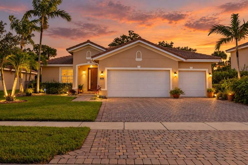 4 bedroom Single Family Residence at 9340 Silent Oak Circle, Pioneer Trail Pud, West Palm Beach — photo 2