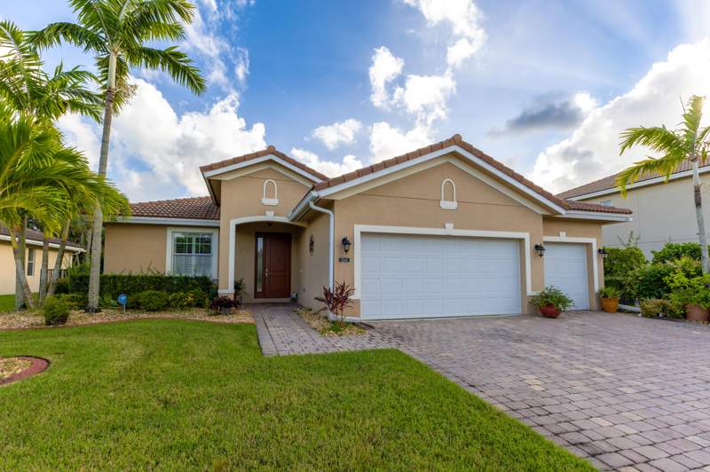 4 bedroom Single Family Residence at 9340 Silent Oak Circle, Pioneer Trail Pud, West Palm Beach — photo 3