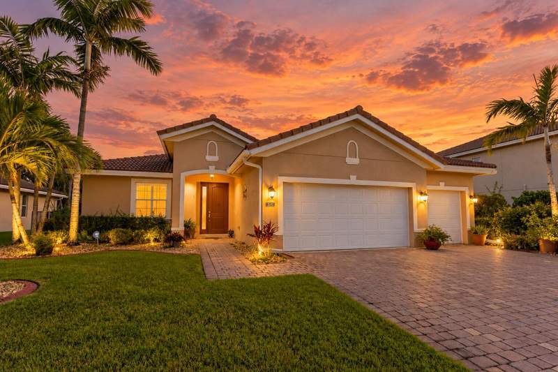 4 bedroom Single Family Residence at 9340 Silent Oak Circle, Pioneer Trail Pud, West Palm Beach — photo 4