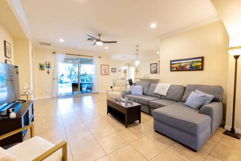 9340 Silent Oak Circle, West Palm Beach FL - photo 11 of 48