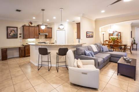 9340 Silent Oak Circle, West Palm Beach FL - photo 13 of 48