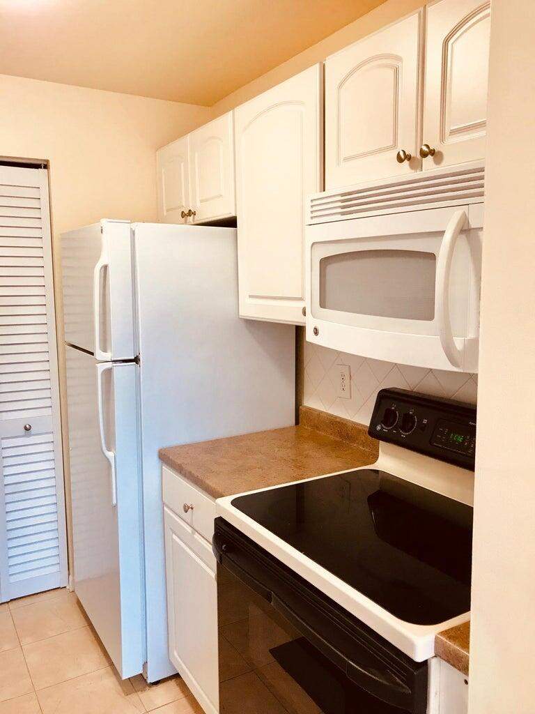1 bedroom Condominium at 1230 Old Boynton Road #219, Poinciana Condo, Boynton Beach — photo 5