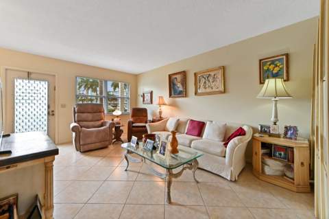 1052 Rexford C, Boca Raton FL - photo 6 of 30