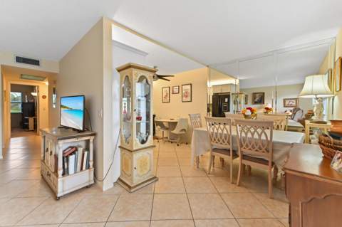 1052 Rexford C, Boca Raton FL - photo 8 of 30