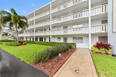 1052 Rexford C, Boca Raton FL - photo 18 of 30