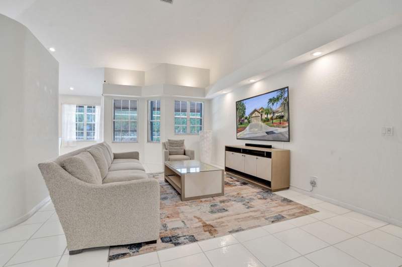 3 bedroom Single Family Residence at 12711 NW 21st Place, Georgetown At Eagle Trace, Coral Springs — photo 5