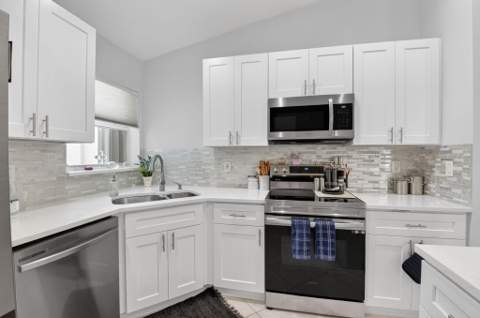 15349 Lake Wisteria Road, Delray Beach FL - photo 12 of 59