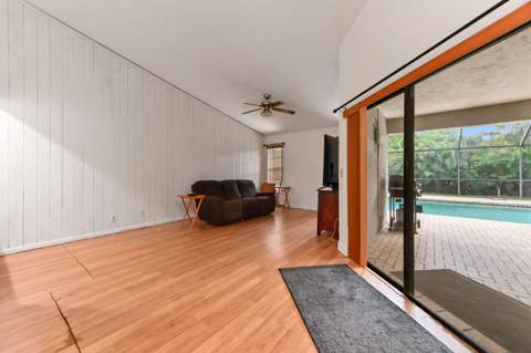 8621 Winnipesaukee Way, Lake Worth FL - photo 20 of 39