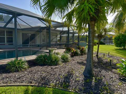 1737 SE Hondo Avenue, Port St. Lucie FL - photo 6 of 49