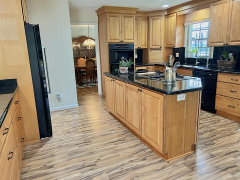 1737 SE Hondo Avenue, Port St. Lucie FL - photo 19 of 49