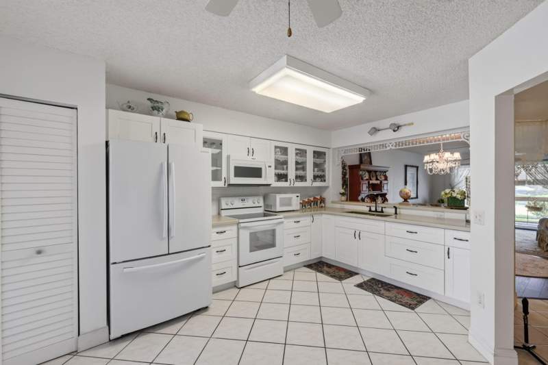 2 bedroom Condominium at 7365 N Devon Drive #103, Devon Condominium I, Tamarac — photo 5