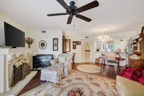 7365 N Devon Drive #103, Tamarac FL - photo 14 of 32