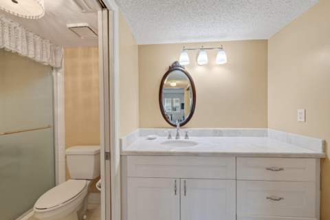 7365 N Devon Drive #103, Tamarac FL - photo 19 of 32