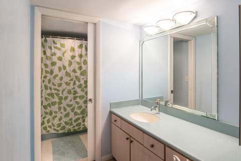 2425 Presidential Way #201, West Palm Beach FL - photo 18 of 27